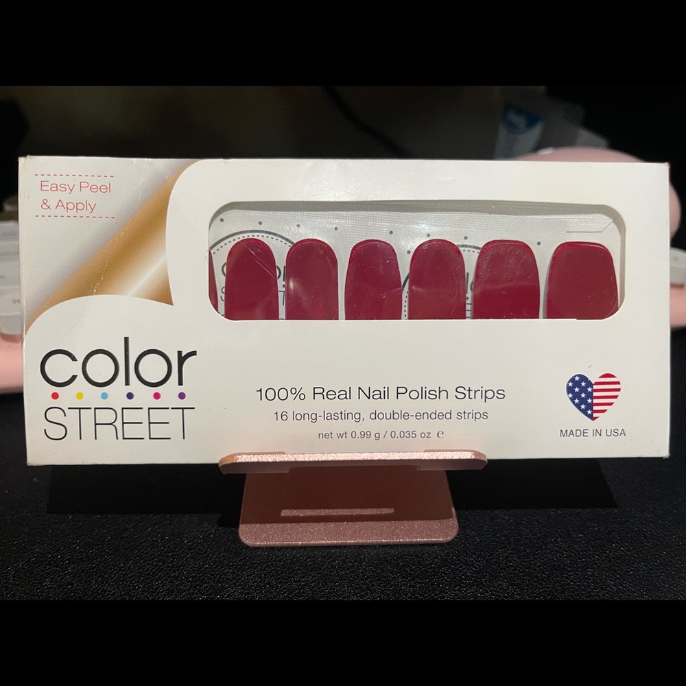 Color Street nail polish strips